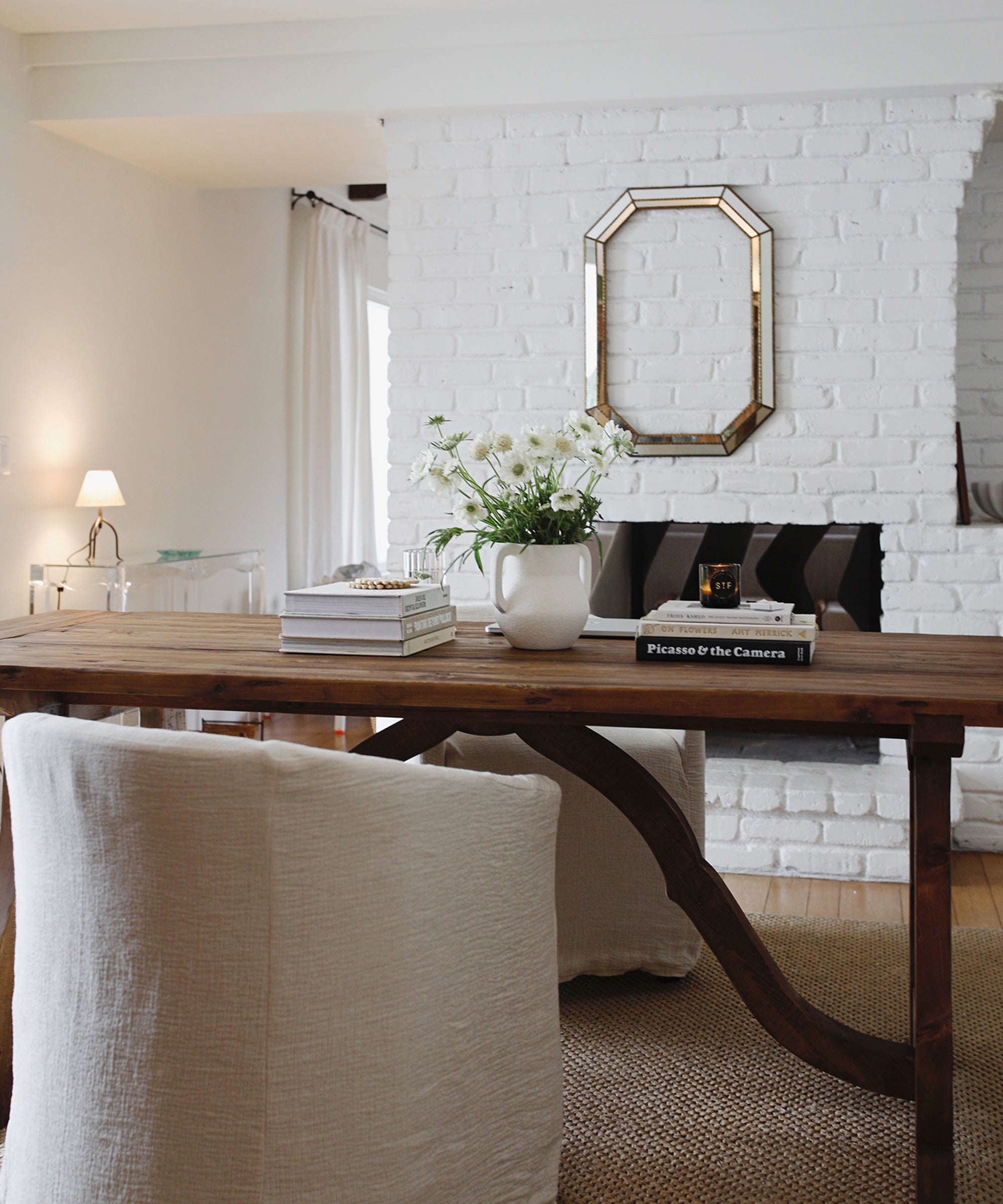 Ashley Kane’s Dream Home: Minimal, Warm & Personal – Jenni Kayne