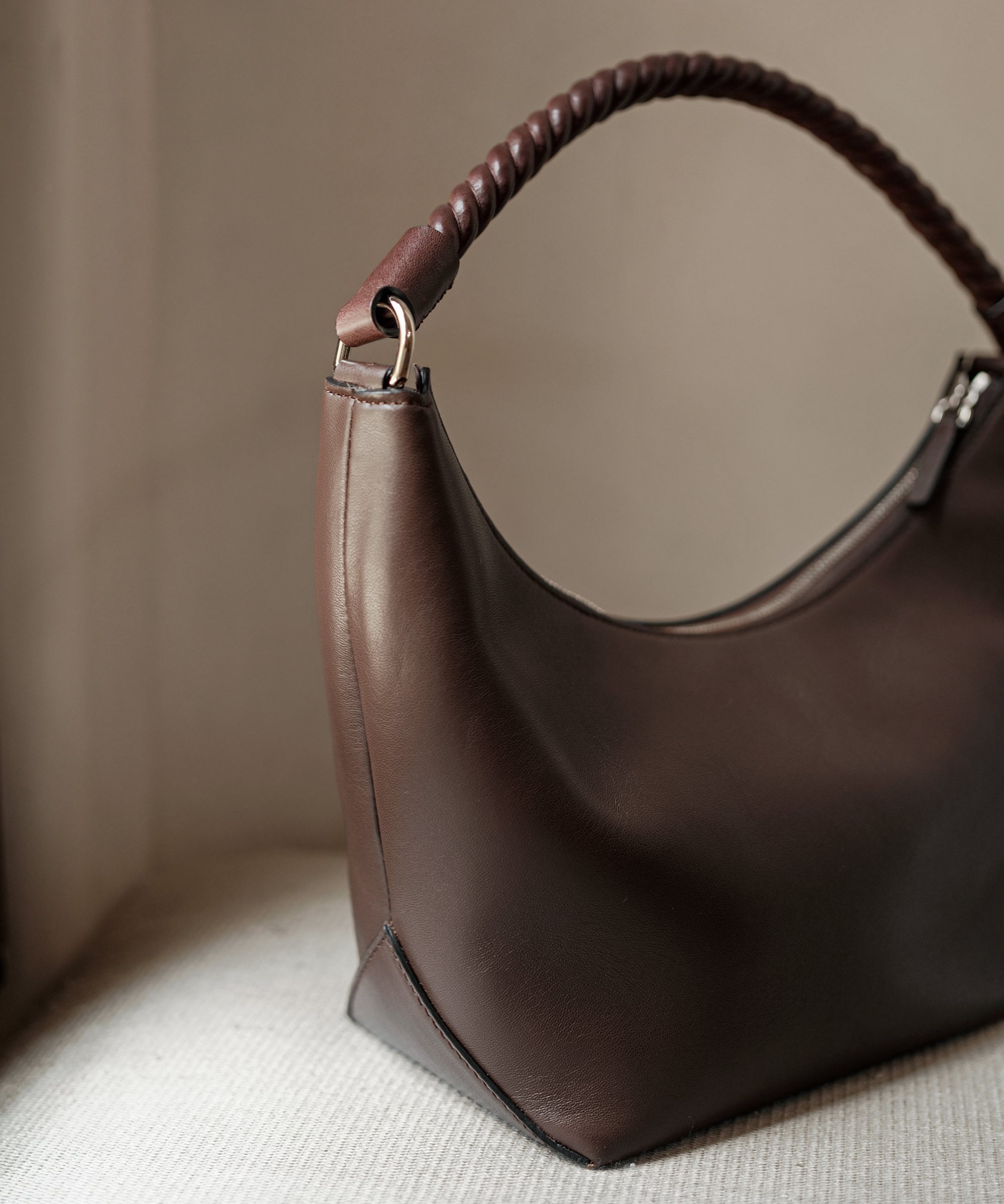 Vintage Design Dark Brown Women's Shoulder Bag