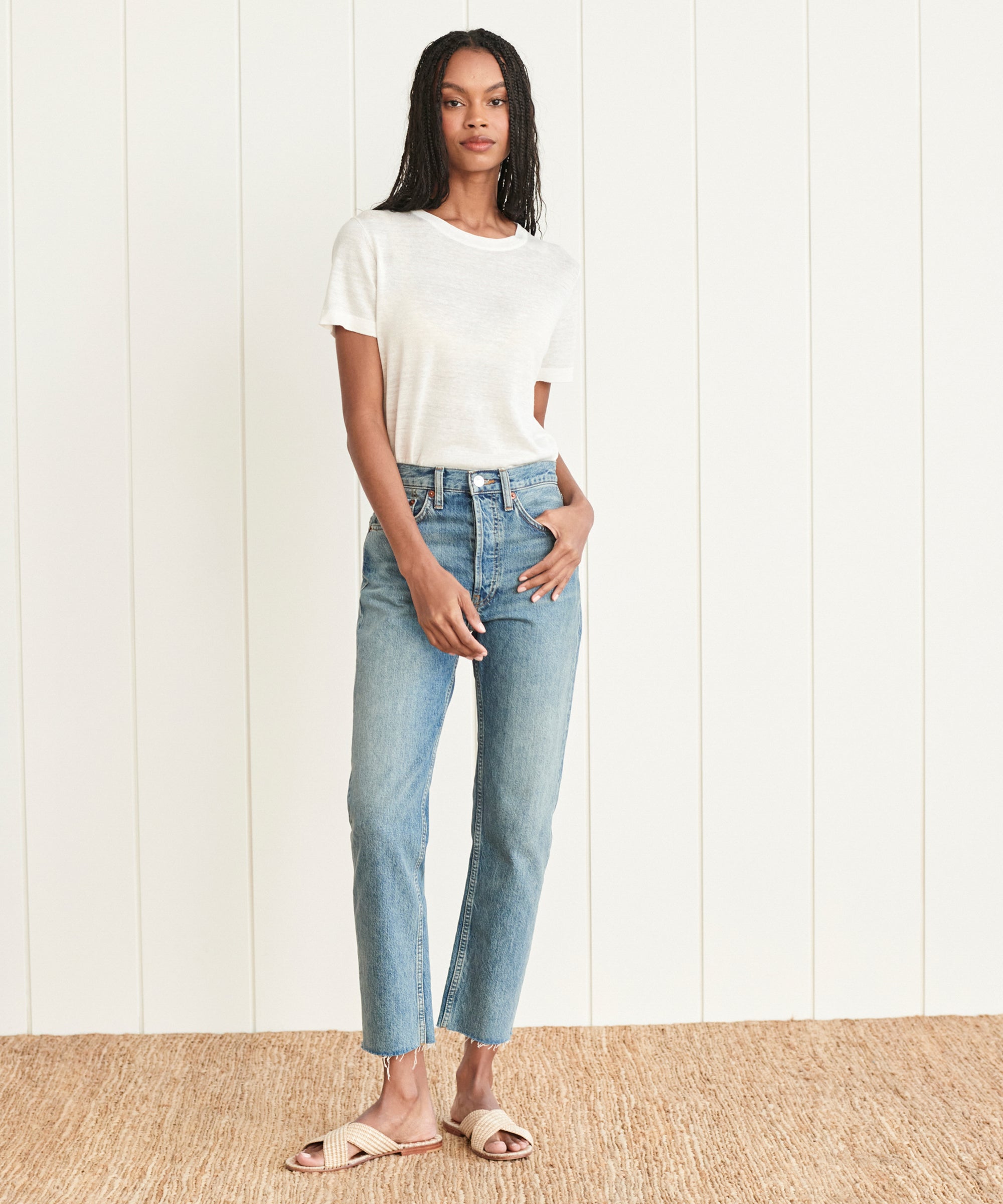 Checked Short-Sleeve Crop Top / High-Waisted Wide-Leg Jeans