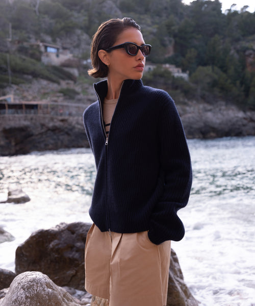 Boyd Cashmere Sweater | Jenni Kayne