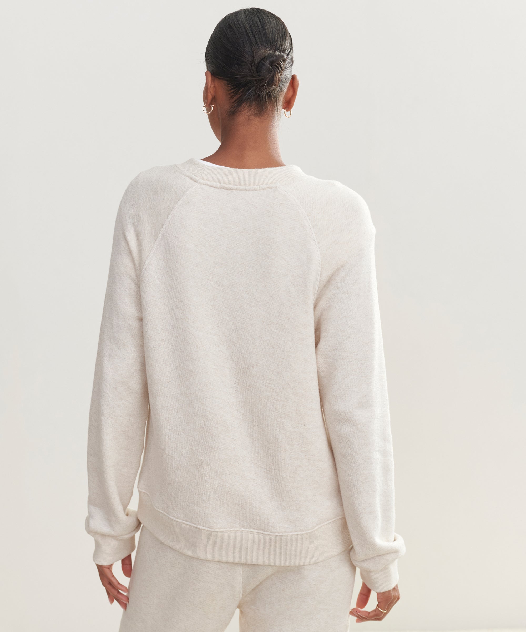 トレーナー/スウェット Maddie Original Sweatshirts (Ivory) Saturday Sweatshirt | Jenni Kayne