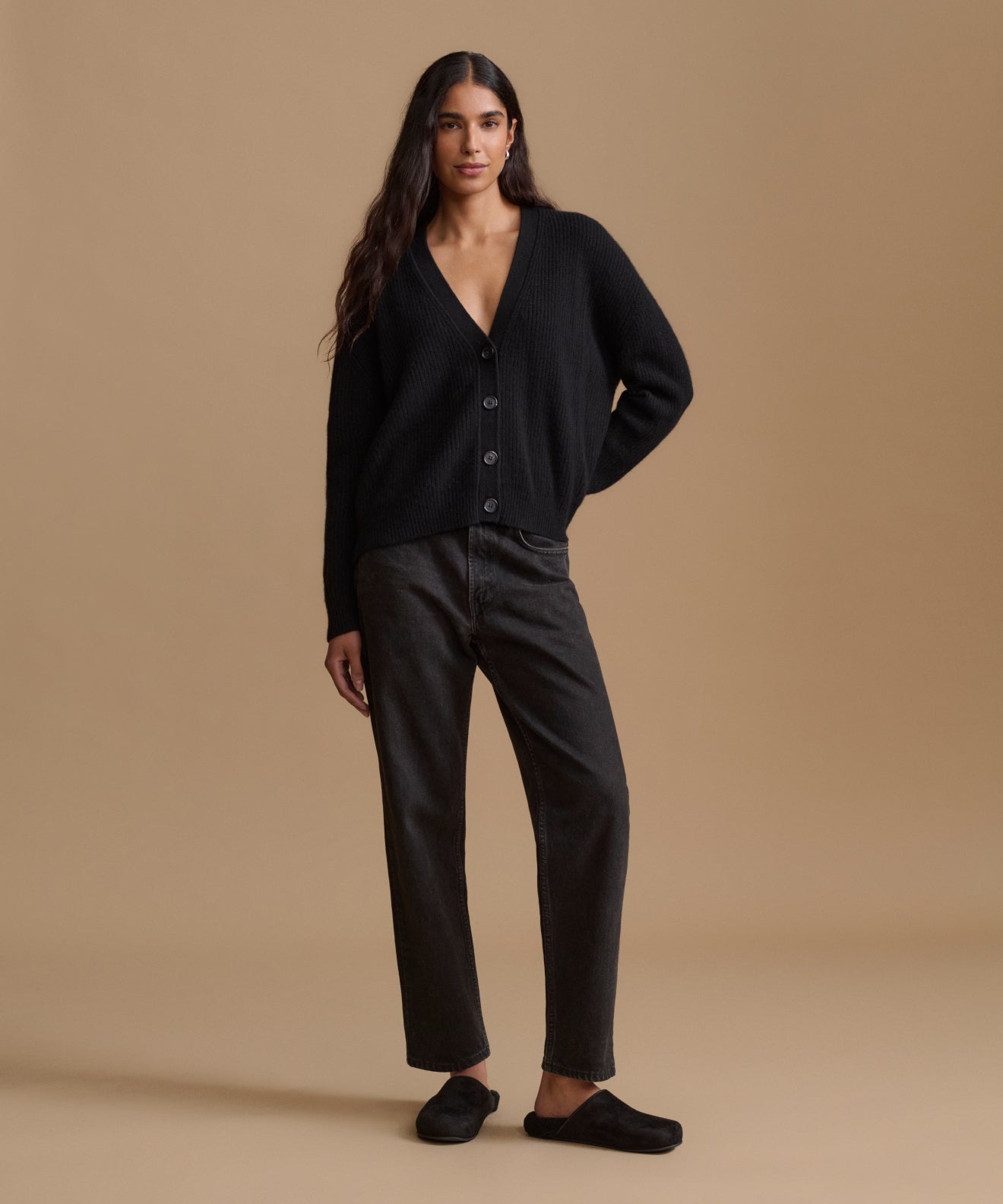 Women's Cropped Cashmere Cocoon Black | Jenni Kayne