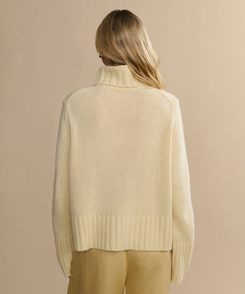 Cropped Cashmere Jet Turtleneck