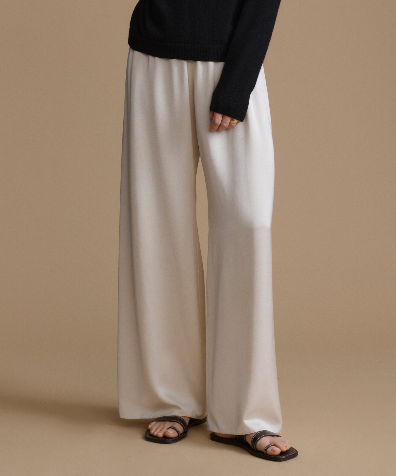 ニット+セーター me OHANA FINE KNIT PLEATS T IVORY Women's Pleated Skirt Ivory | Jenni Kayne