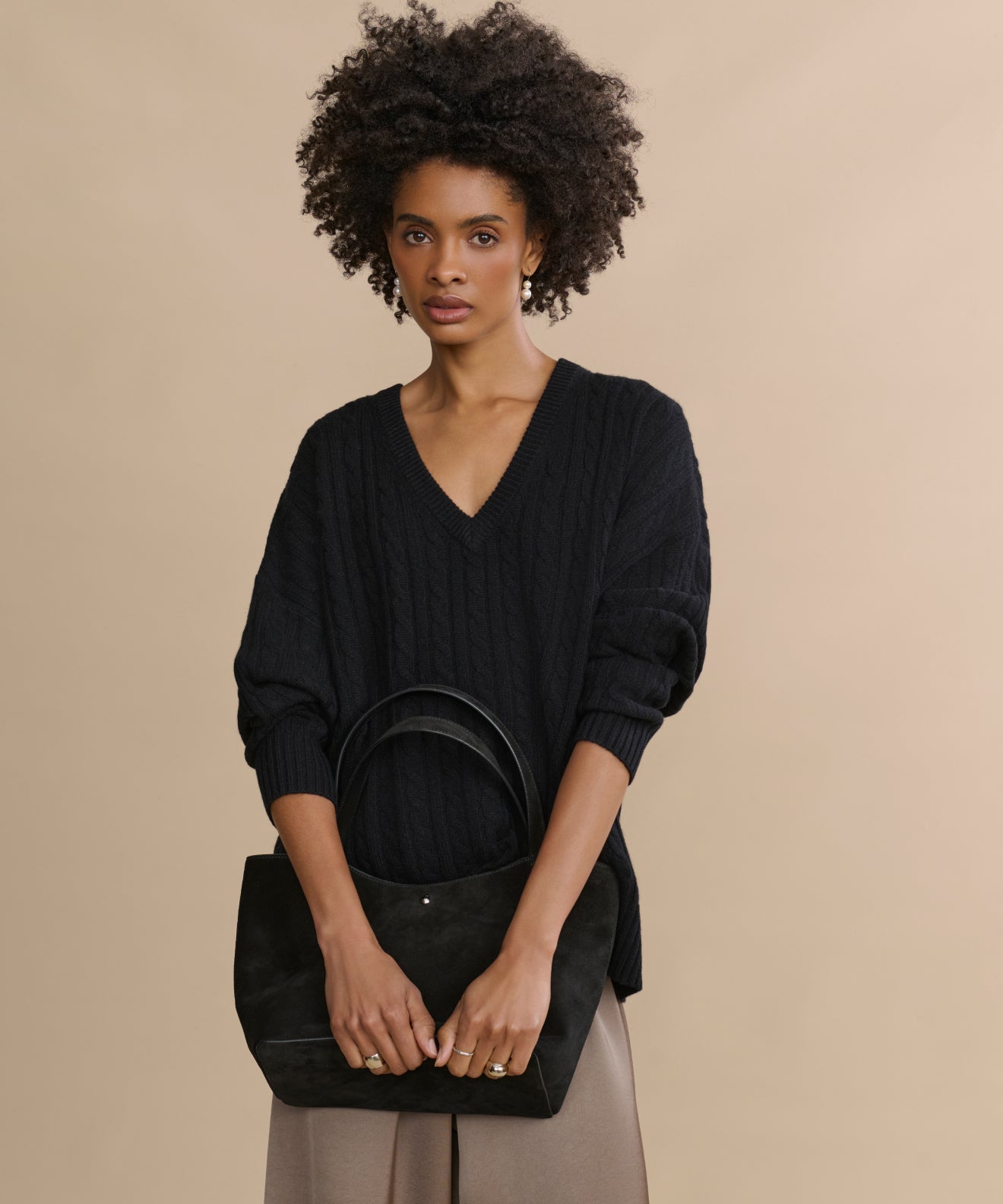 nell-v-neck-black.jpg?v=1757543856