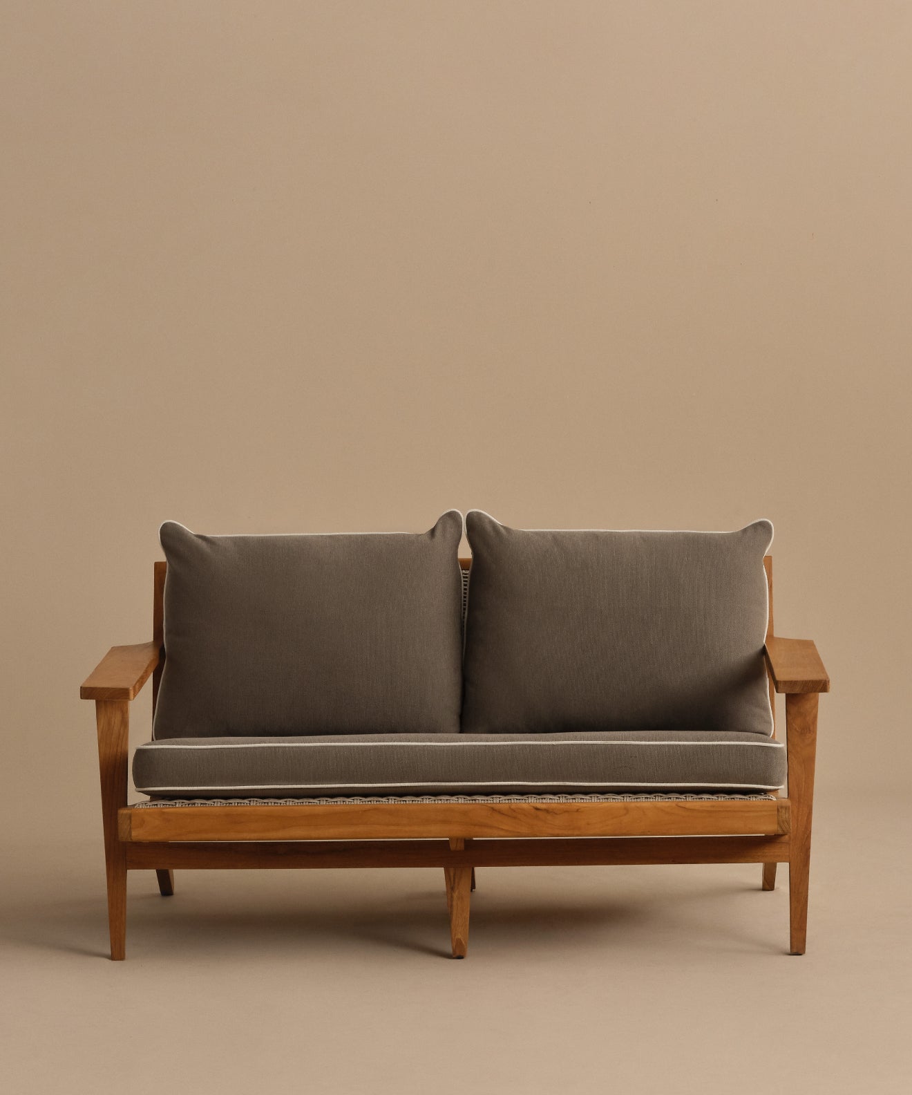Outdoor Vista Sofa | Jenni Kayne