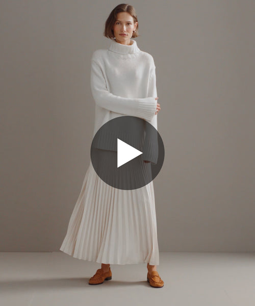 Cashmere Jet Turtleneck | Jenni Kayne