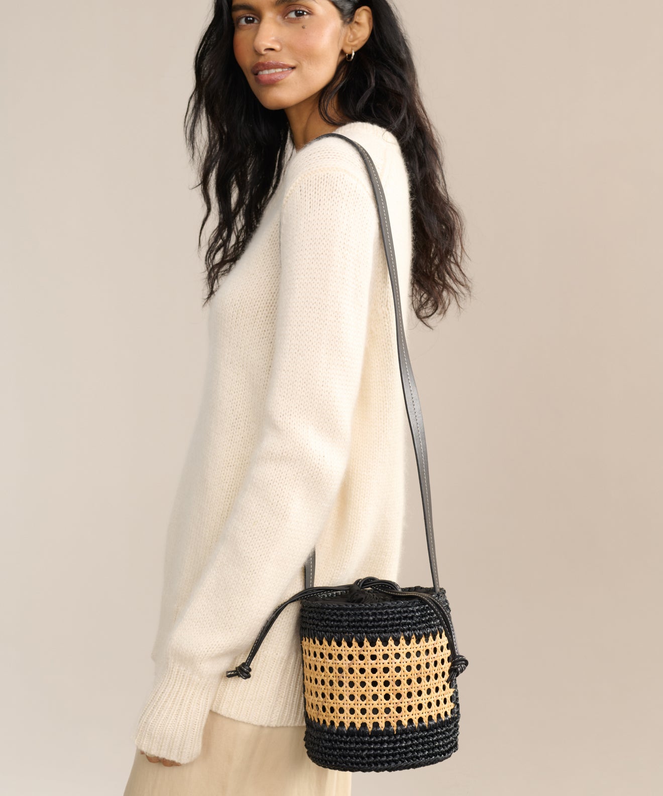 tropez-bucket-bag-black-