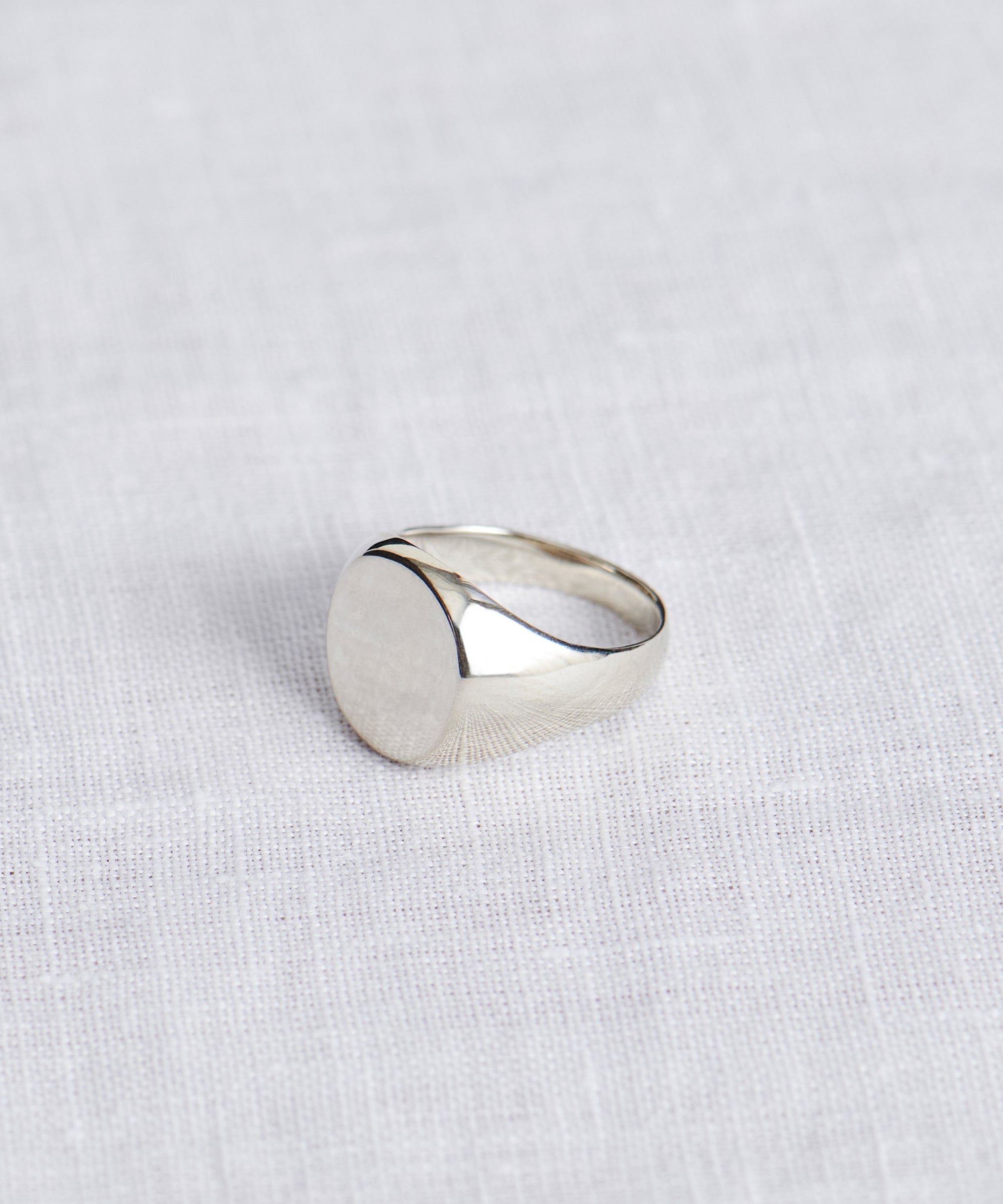 Gemma Signet Ring | Jenni Kayne