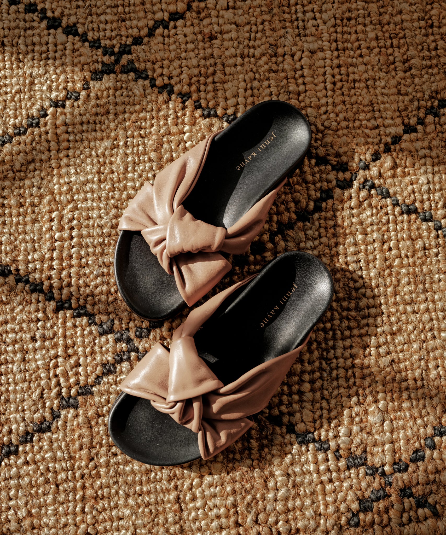 Leather Knot Sandal – Jenni Kayne